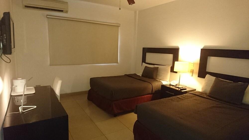 Hotel Brandts Los Robles De San Juan Managua Exterior photo