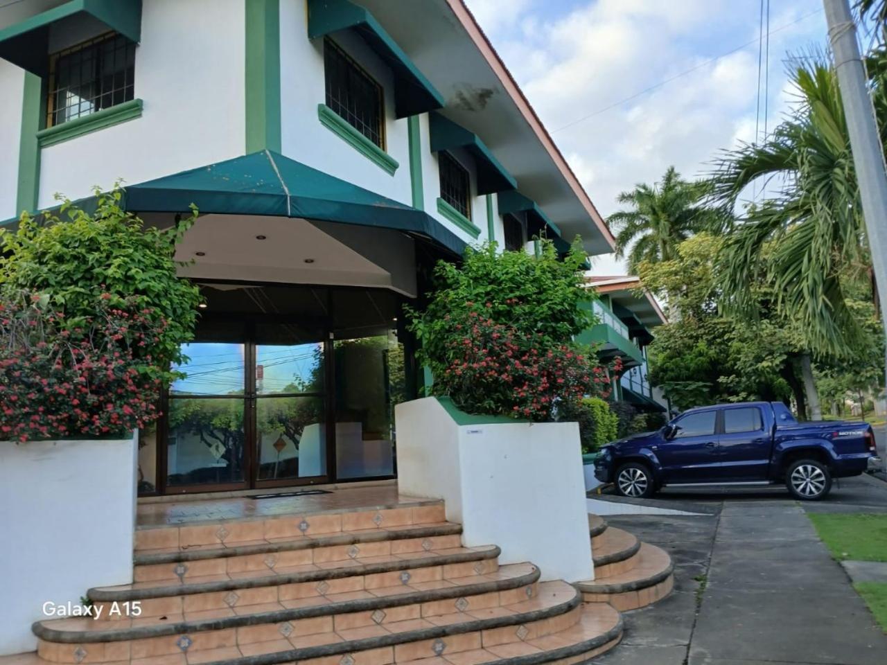 Hotel Brandts Los Robles De San Juan Managua Exterior photo